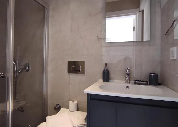 فندق Yuvam Prime *